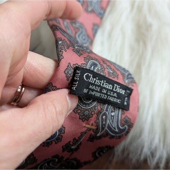 Vintage Christian Dior 100% Silk Men's Paisley Tie Necktie Made In USA - Picture 4 of 6